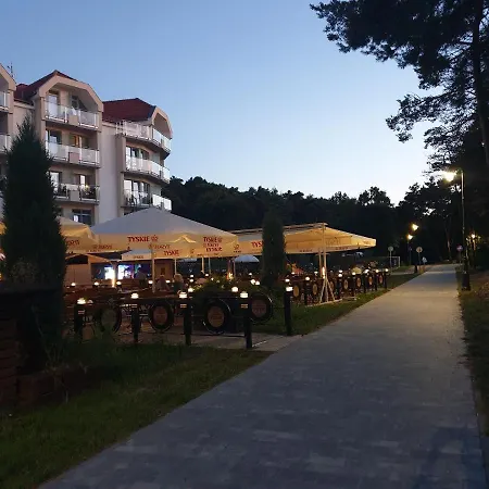 & Restauracja Nadmorska 아파트