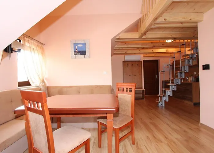 & Restauracja Nadmorska *